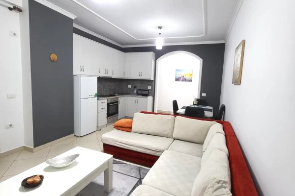 Apartament 2+1+2 me qira te Mbikailimi Komunes