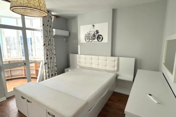 Appartamento in affitto a Tirana 2+1, Arredato