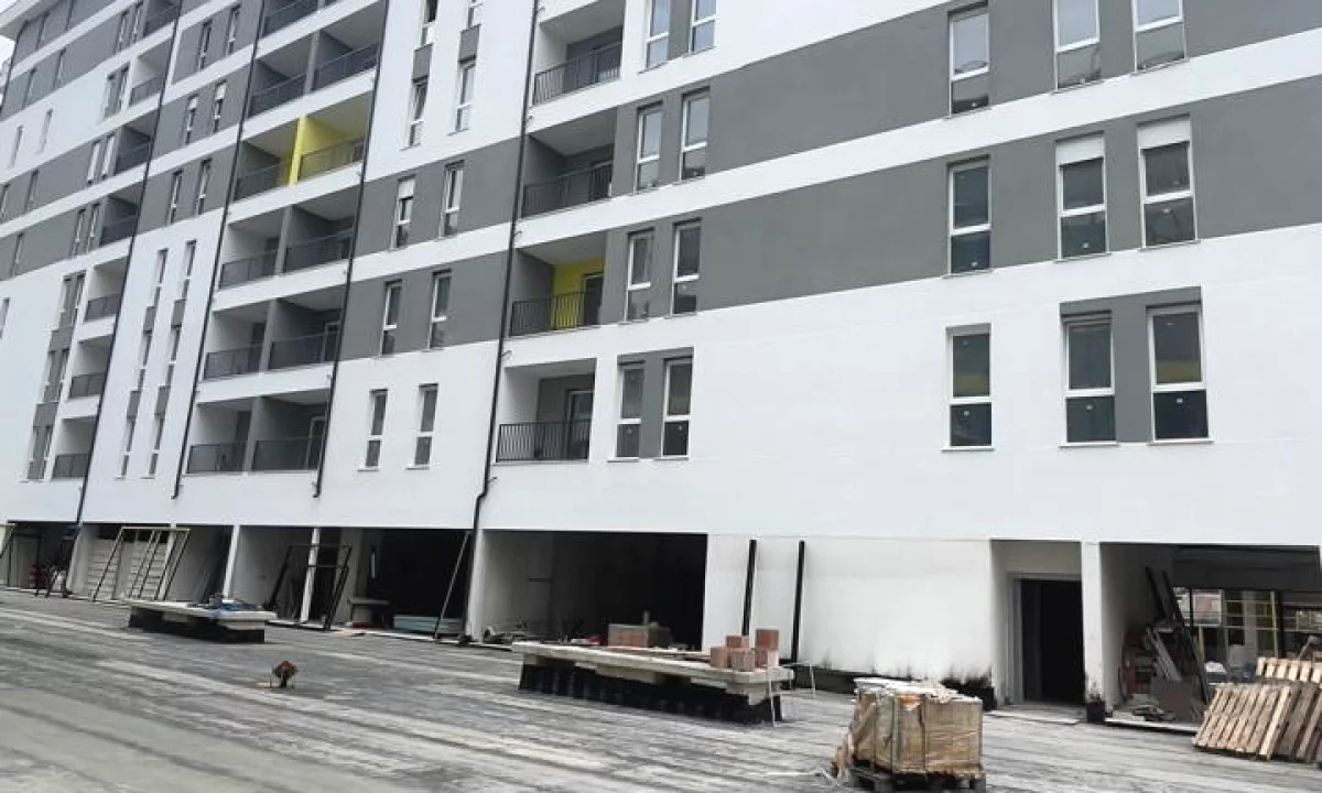 Appartamento in vendita a Tirana 2+1, Vuoto