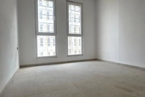 Shtepi ne shitje Apartament ne Tirane, 1+1, Mobilimi Bosh, pa mobiluar, Pagesa 67,000  Euro.