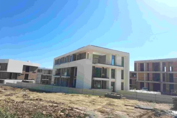 Apartament ne shitje 2+1+2 te Tulipan Rezidence 