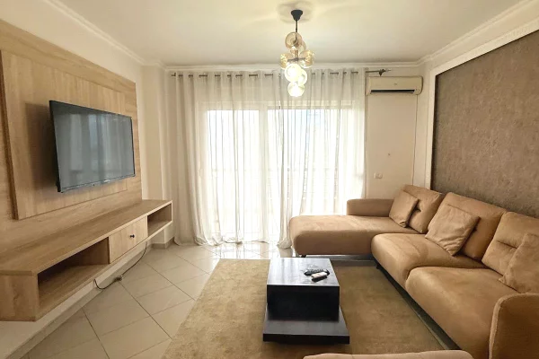 Shtepi me qera Apartament ne Tirane, 1+1, Mobilimi E mobiluar, Pagesa 600  Euro.