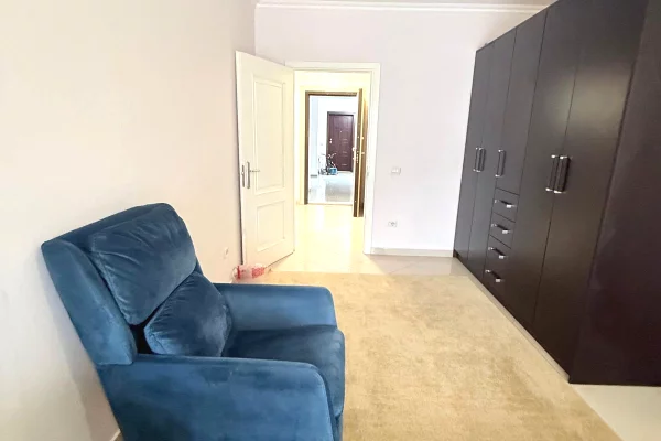 Shtepi me qera Apartament ne Tirane, 1+1, Mobilimi E mobiluar, Pagesa 600  Euro.