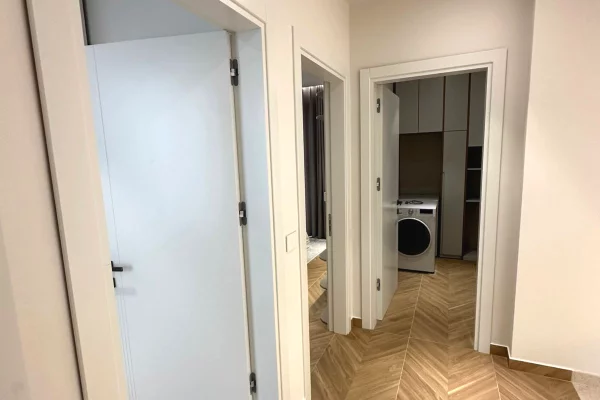 Shtepi me qera Vila Luksoze ne Tirane, 4+1, Mobilimi E mobiluar, Pagesa 3,800  Euro.