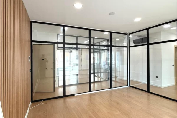 AMBIENT ME QIRA PER ZYRE TE KOMPLEKSI DELIJORGJI 