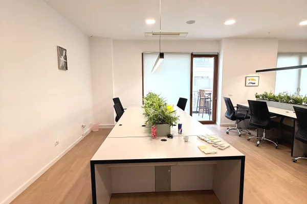 Ambient per zyra me qira Te Delijorgji 