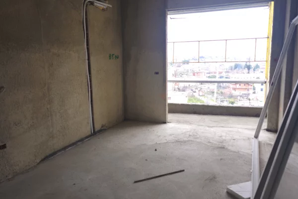 Shtepi ne shitje Apartament ne Tirane, 2+1, Mobilimi Bosh, pa mobiluar, Pagesa 104,652  Euro.