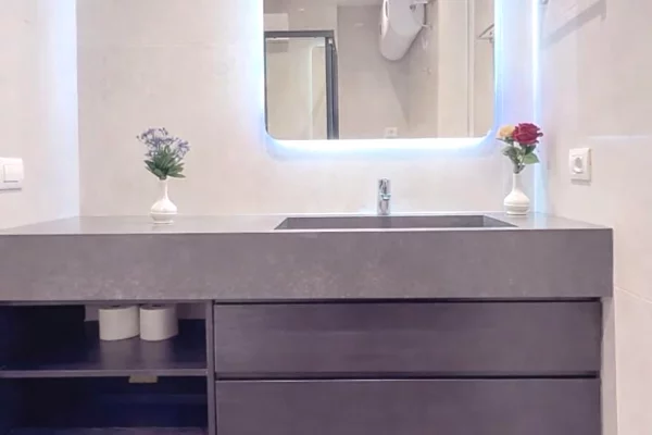 Shtepi me qera Apartament ne Tirane, 1+1, Mobilimi E mobiluar, Pagesa 1,200  Euro.