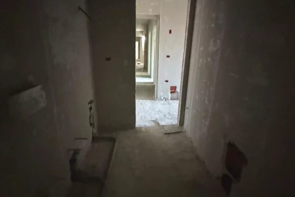 GARSONIERE NE SHITJE TE ALUNA REZIDENCE PASKUQAN 