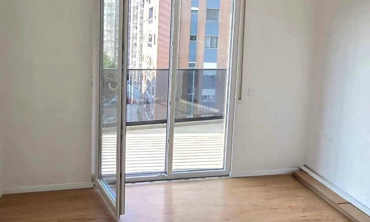 AMBIENT BIZNESI ME QIRA NE DON BOSKO 