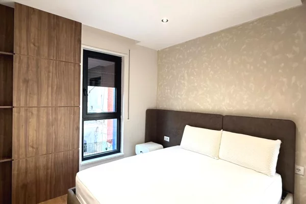Shtepi me qera Apartament ne Tirane, 1+1, Mobilimi E mobiluar, Pagesa 80,000  Leke.