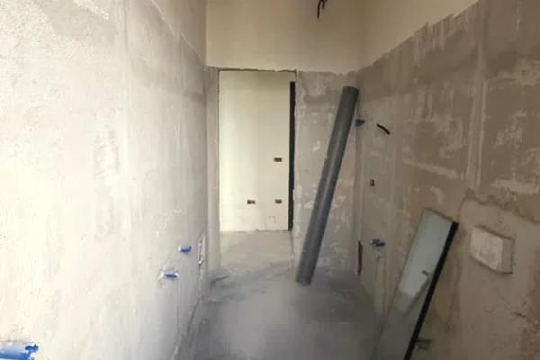 Casa in vendita Appartamento a Tirana, 2+1, Ambiente Vuoto, Pagamento 279,240  Euro.
