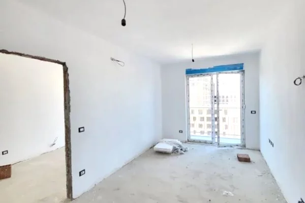 APARTAMENT NE SHITJE 1+1 ORBITAL 4 BULEVARDI RI 