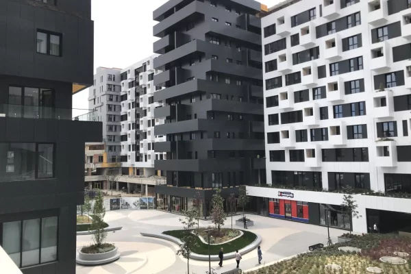 Casa in vendita Appartamento a Tirana, Garsoniere, Ambiente SemiArredato, Pagamento 150,000  Euro.