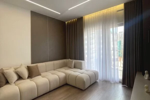 House for Rent Apartment in Tirana, 2+1, Furniture Furnished, Payment 90,000  Leke.