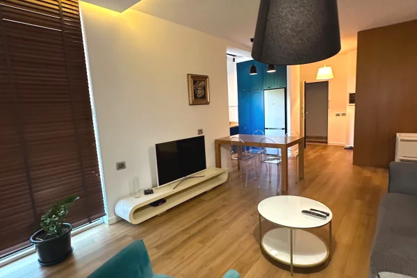 Shtepi me qera Apartament ne Tirane, 2+1, Mobilimi E mobiluar, Pagesa 900  Euro.