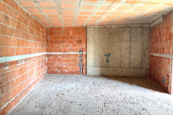 House for Sale Apartment in Tirana, 1+1, Furniture Emty, Payment 132,000  Euro.