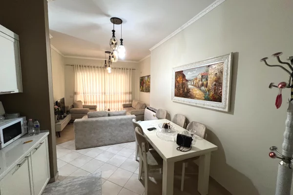 House for Rent 2+1 in Tirana - 800 Euro