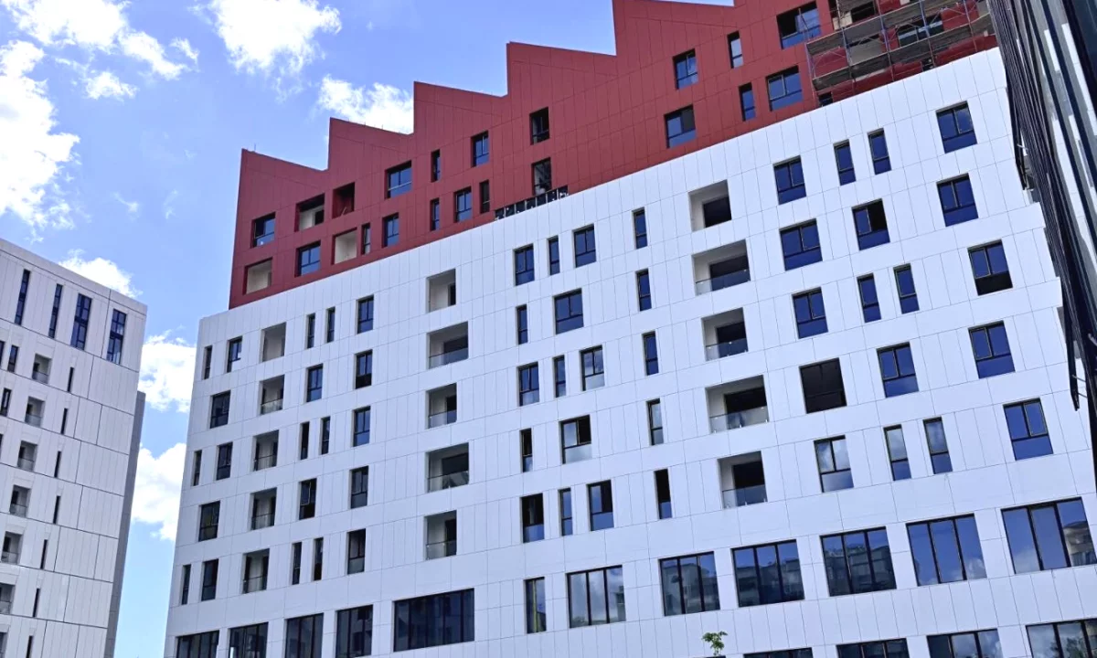 Casa in vendita Appartamento a Tirana, 2+1, Ambiente Vuoto, Pagamento 290,000  Euro.
