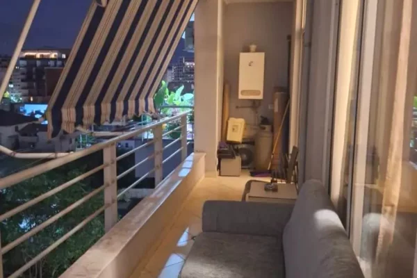 Shtepi me qera 1+1 ne Tirane - 65,000 Leke