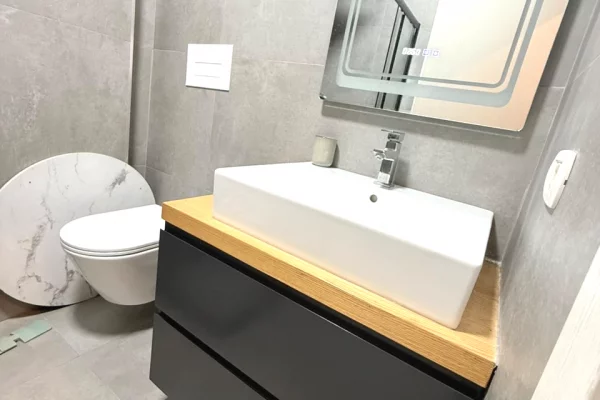 Shtepi me qera Apartament ne Tirane, 2+1, Mobilimi E mobiluar, Pagesa 60,000  Leke.