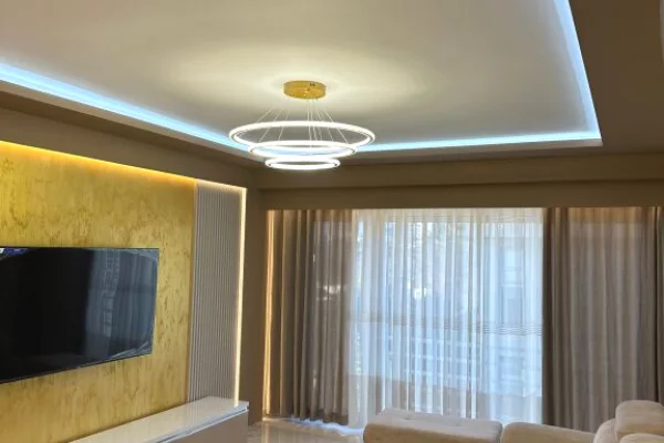 Shtepi me qera 4+1 ne Tirane - 1,300 Euro