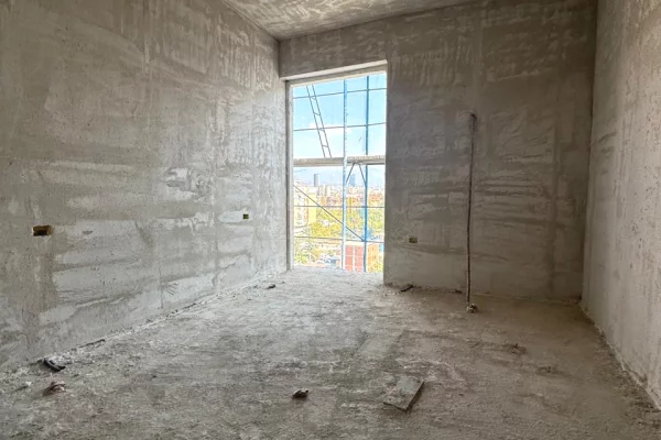 Shtepi ne shitje Apartament ne Tirane, 2+1, Mobilimi Bosh, pa mobiluar, Pagesa 164,610  Euro.