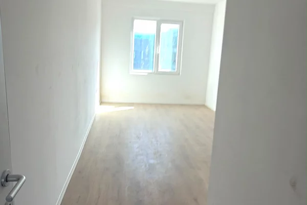 Apartament ne shitje 2+1+2 me 🅿️ Paskuqan 