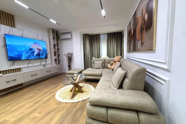 Shtepi me qera Apartament ne Tirane, 1+1, Mobilimi E mobiluar, Pagesa 70,000  Leke.