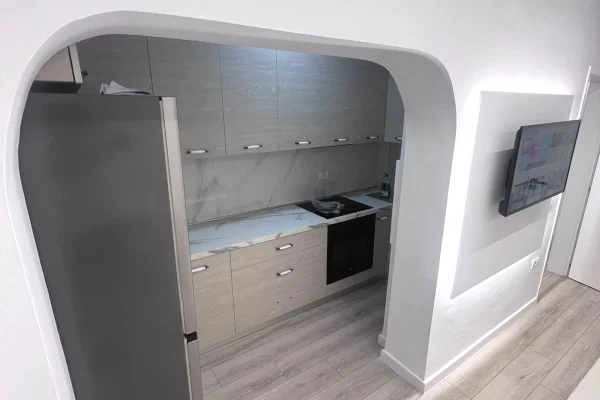 Shtepi me qera Apartament ne Tirane, 1+1, Mobilimi E mobiluar, Pagesa 60,000  Leke.