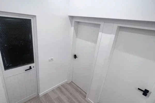 Shtepi me qera Apartament ne Tirane, 1+1, Mobilimi E mobiluar, Pagesa 60,000  Leke.
