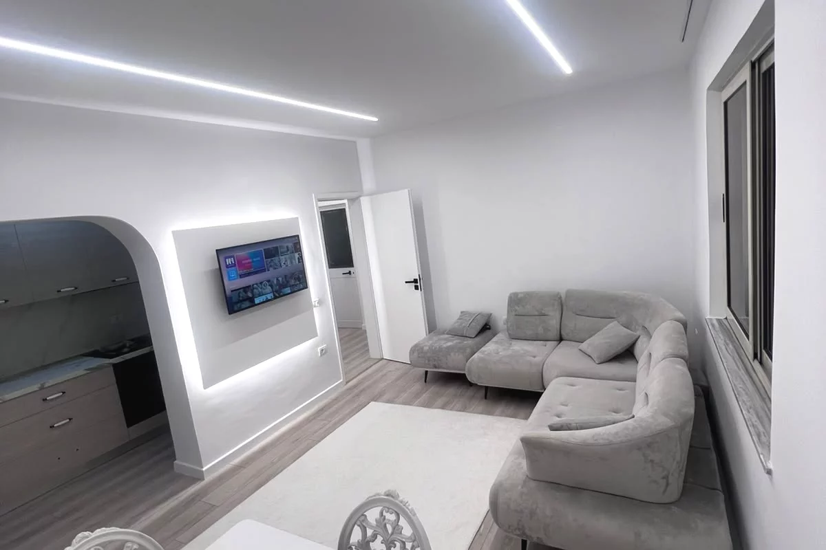 Shtepi me qera Apartament ne Tirane, 1+1, Mobilimi E mobiluar, Pagesa 60,000  Leke.