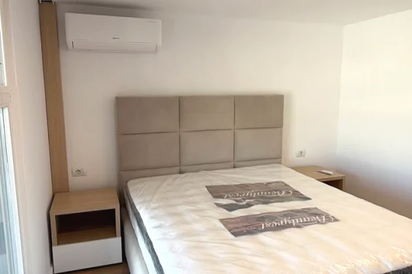 Shtepi ne shitje Apartament ne Tirane, 2+1, Mobilimi E mobiluar, Pagesa 170,000  Euro.