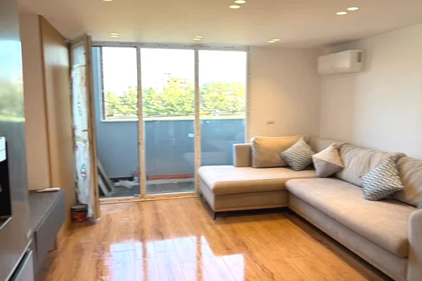 Shtepi ne shitje Apartament ne Tirane, 2+1, Mobilimi E mobiluar, Pagesa 170,000  Euro.