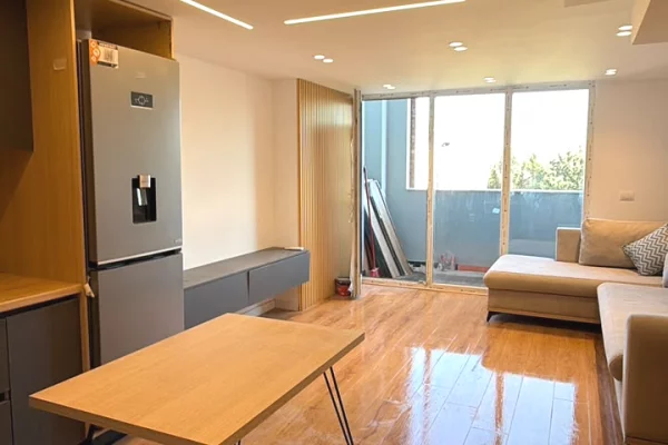 Shtepi ne shitje Apartament ne Tirane, 2+1, Mobilimi E mobiluar, Pagesa 170,000  Euro.