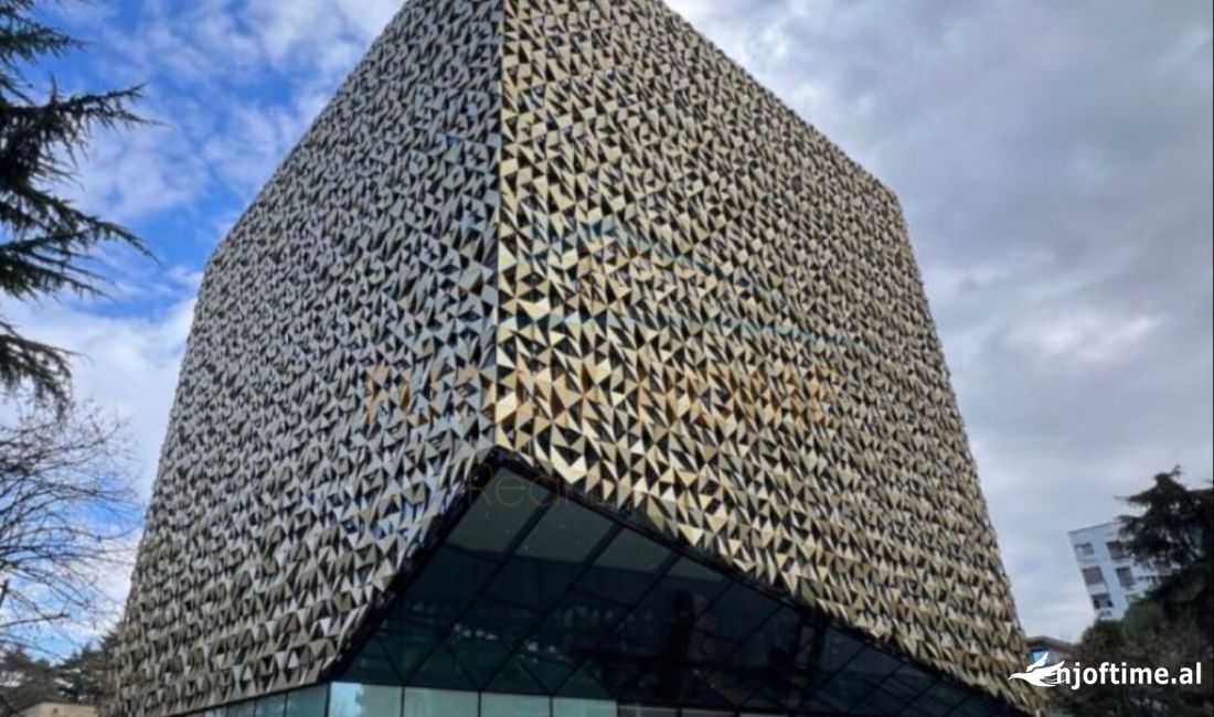 Jepet me qera Njesi ne Bllok 