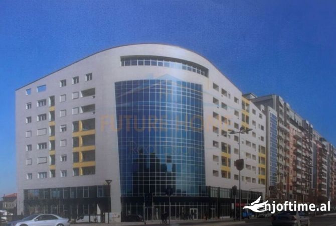 Ambiente Commerciale in Affitto 1+1 a Tirana - 2,600 Euro