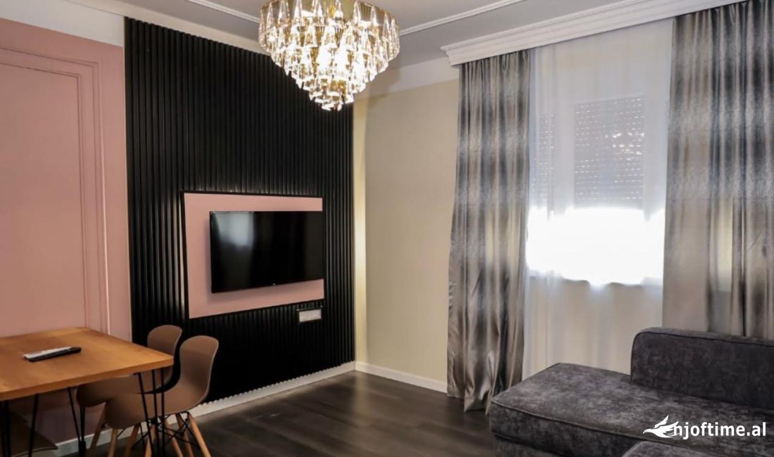 Shtepi me qera Apartament ne Tirane, 1+1, Mobilimi E mobiluar, Pagesa 750  Euro.