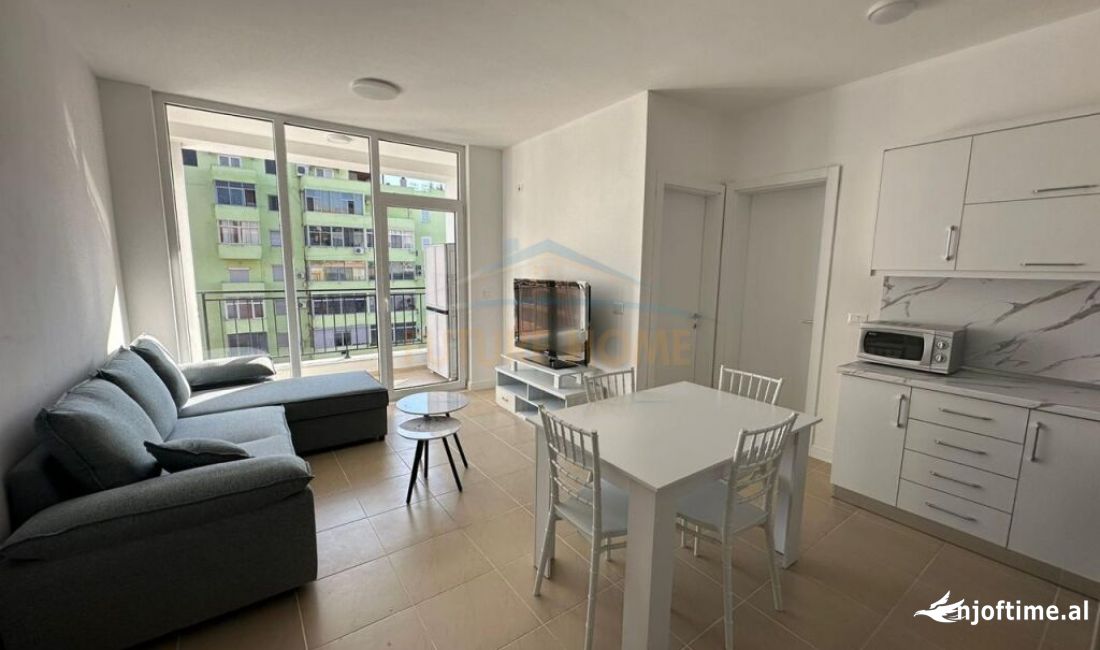 Shtepi me qera Apartament ne Tirane, 1+1, Mobilimi E mobiluar, Pagesa 500  Euro.