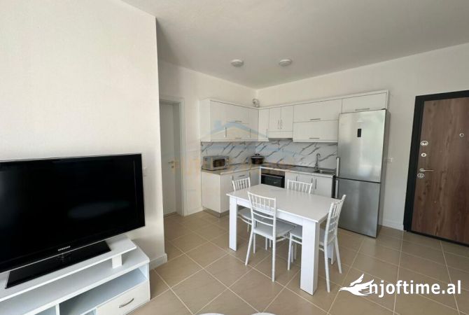 Shtepi me qera Apartament ne Tirane, 1+1, Mobilimi E mobiluar, Pagesa 500  Euro.