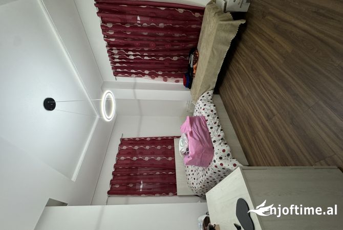Appartamento in vendita a Tirana 1+1, Arredato