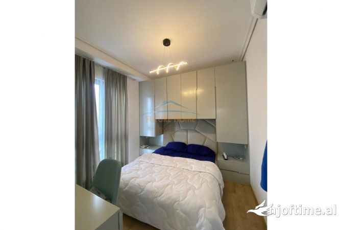 Appartamento in vendita a Tirana 1+1, Arredato