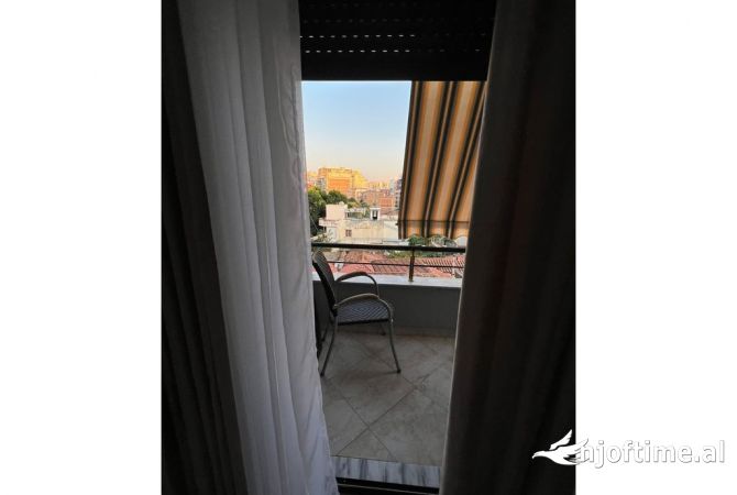 Shtepi me qera Apartament ne Tirane, Garsoniere, Mobilimi E mobiluar, Pagesa 450  Euro.