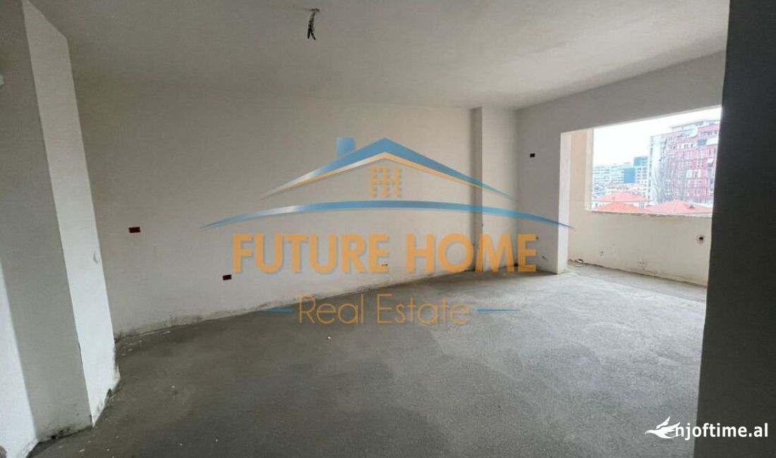 Shtepi ne shitje Apartament ne Tirane, 1+1, Mobilimi Bosh, pa mobiluar, Pagesa 98,000  Euro.