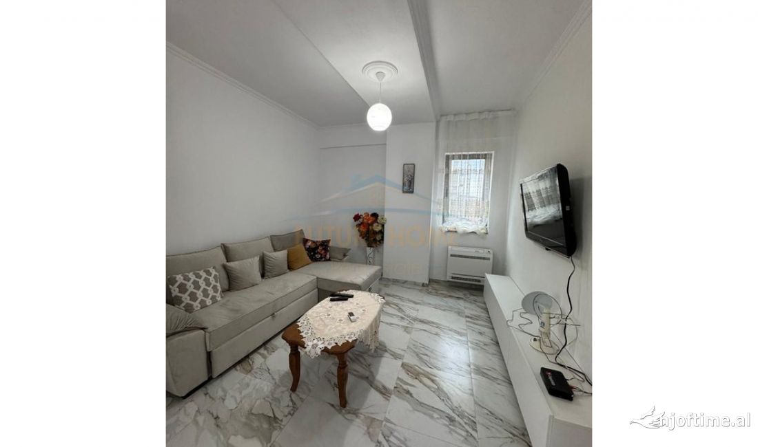 Appartamento in vendita a Tirana 2+1, Arredato