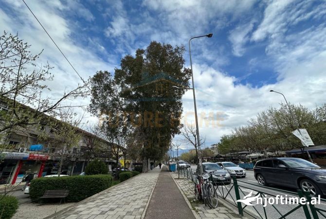 Shitet 1+1 , Kombinat 36.000€