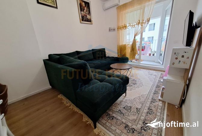 Appartamento in vendita a Tirana 1+1, Arredato