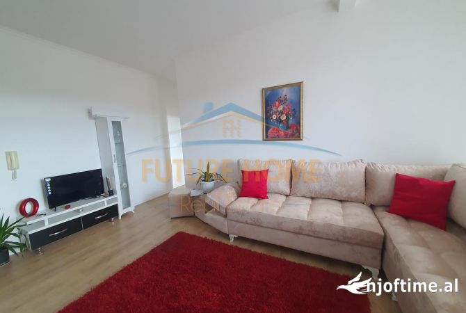 Shitet 2+1+Verande , Misto Mame 125.000€