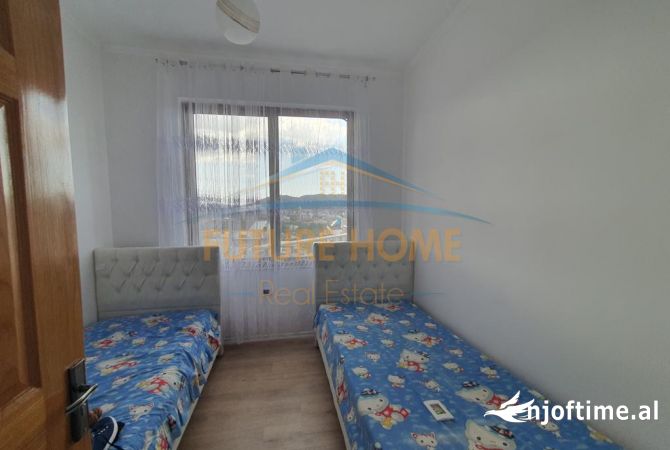 Shtepi ne shitje Apartament ne Tirane, 2+1, Mobilimi Pjeserisht e mobiluar, Pagesa 125,000  Euro.