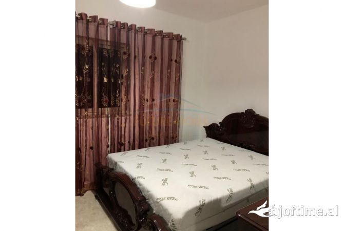 Appartamento in vendita a Tirana 2+1, Arredato